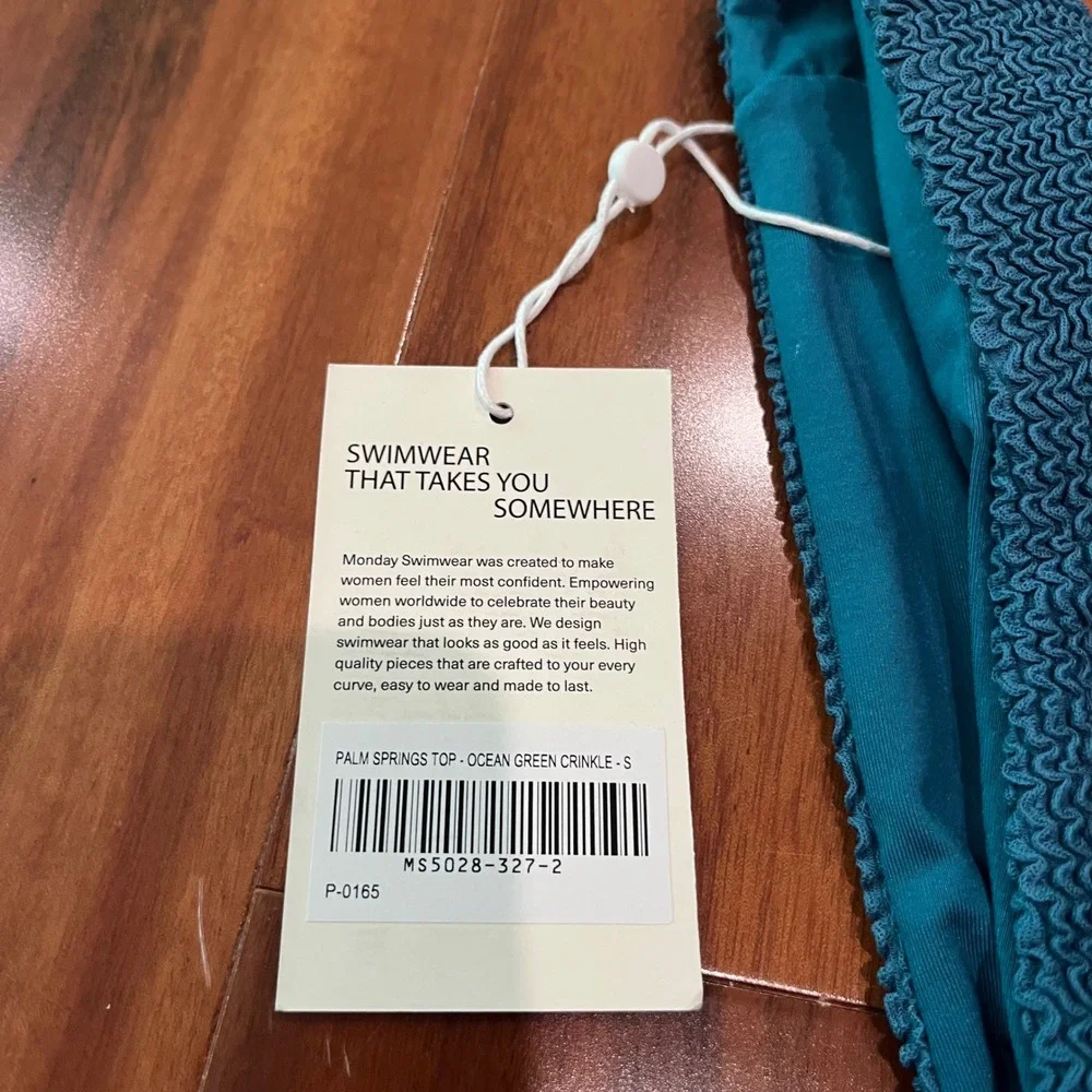 Monday Swim Bikini Top Palm Springs Ocean Green Crinkle Teal Triangle New Small